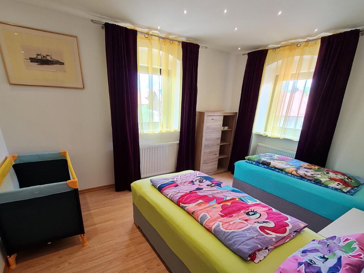 Ferien- Und Businesswohnung Relax Im Ersten Stock Sonnen Ngoại thất bức ảnh