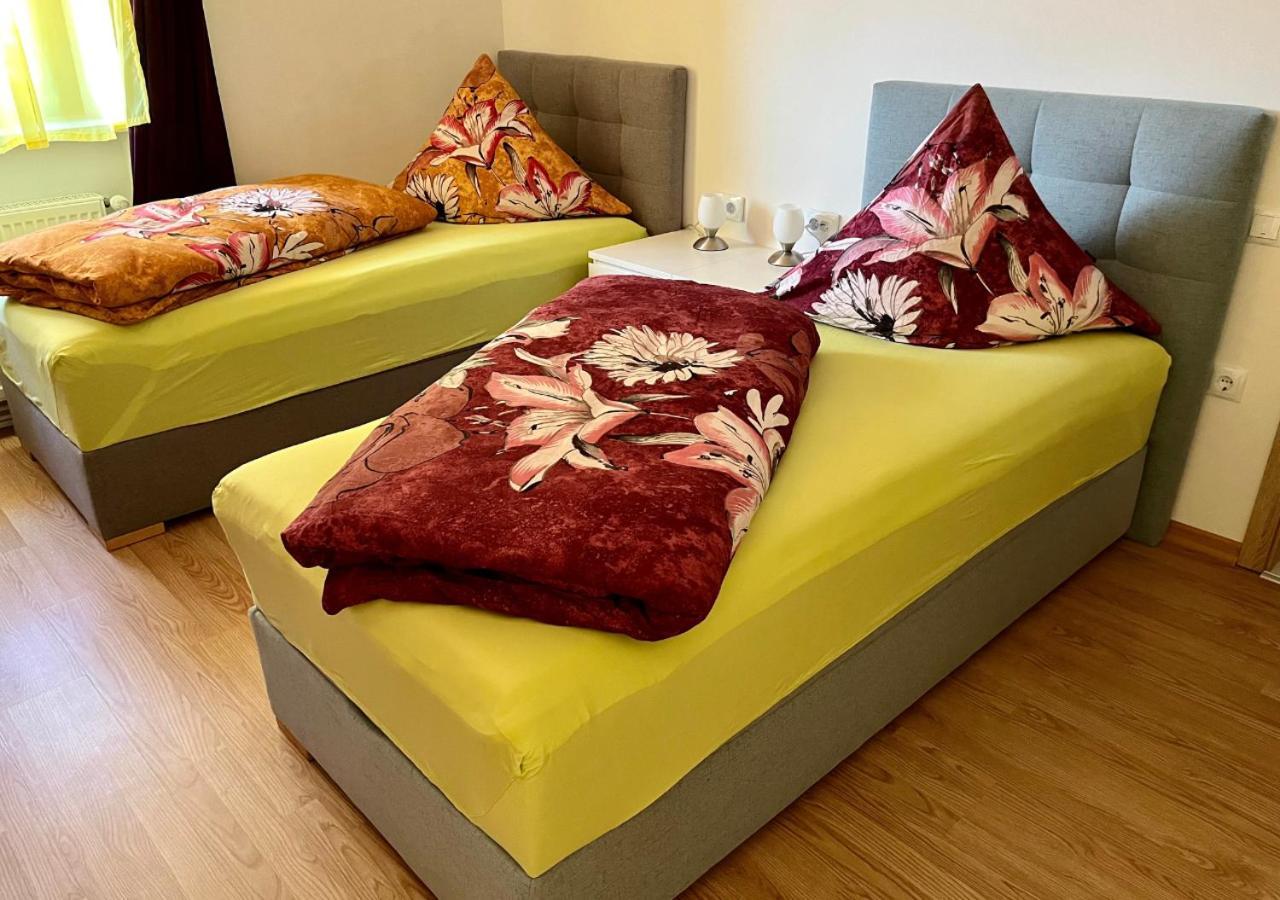 Ferien- Und Businesswohnung Relax Im Ersten Stock Sonnen Ngoại thất bức ảnh