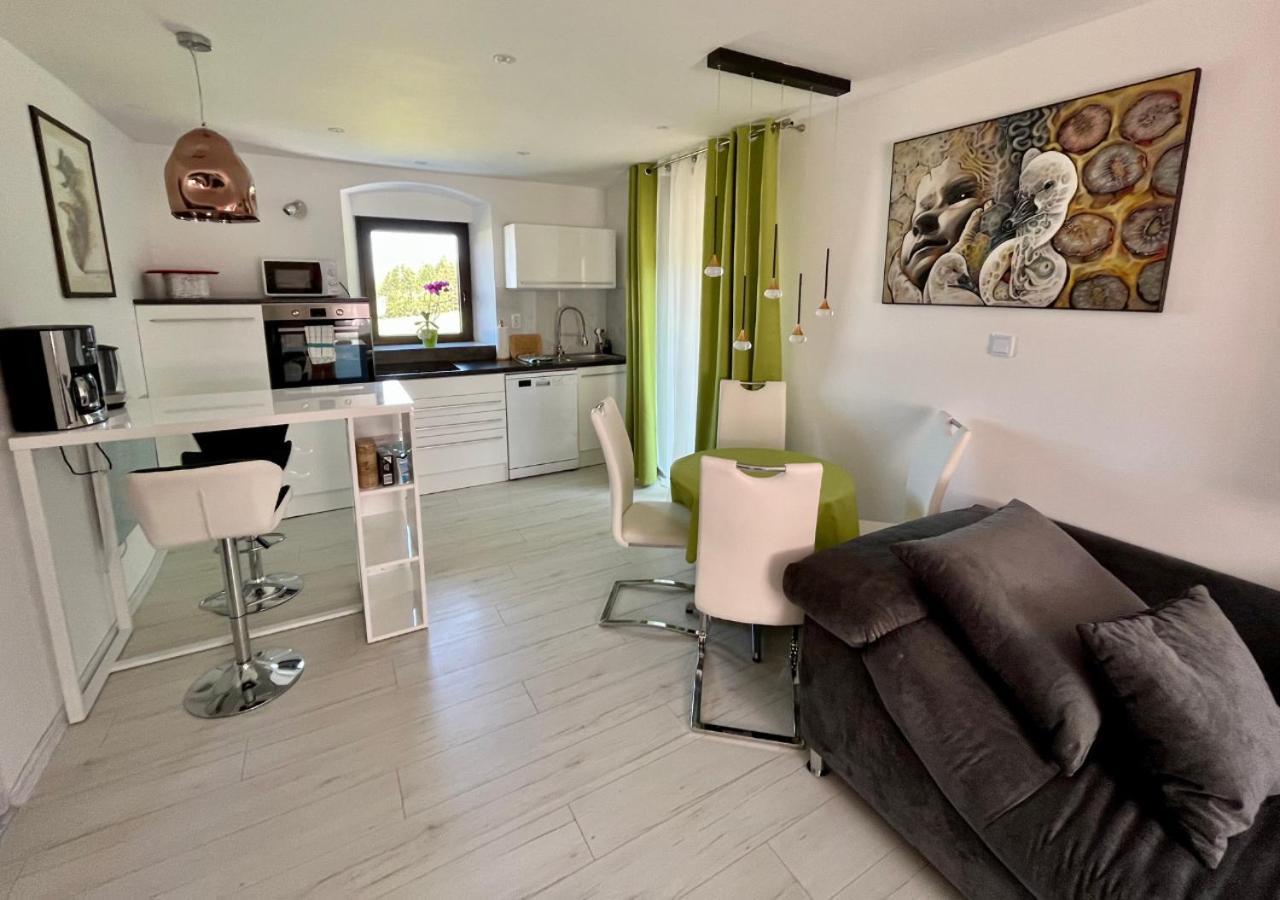 Ferien- Und Businesswohnung Relax Im Ersten Stock Sonnen Ngoại thất bức ảnh
